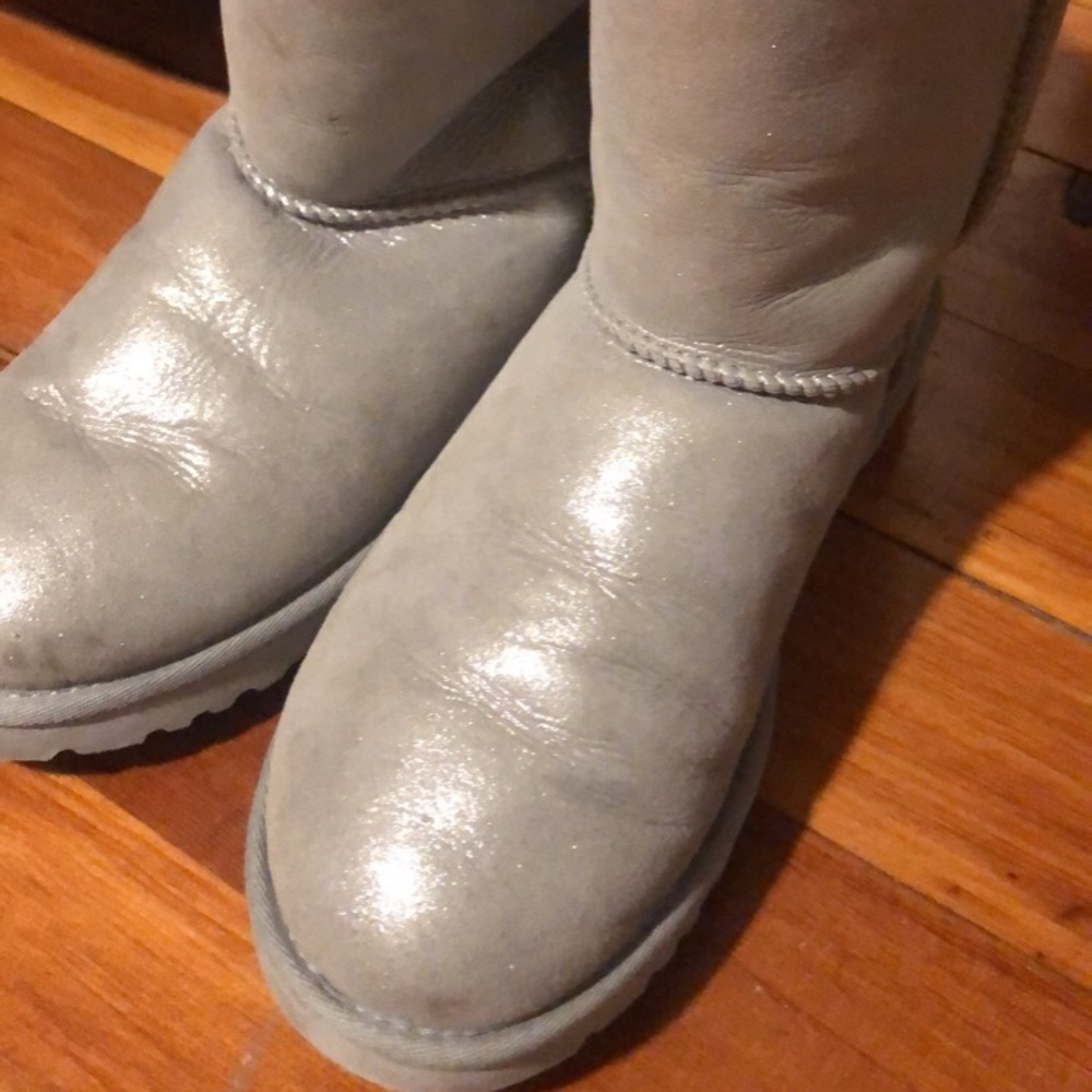 sliver ugg boots